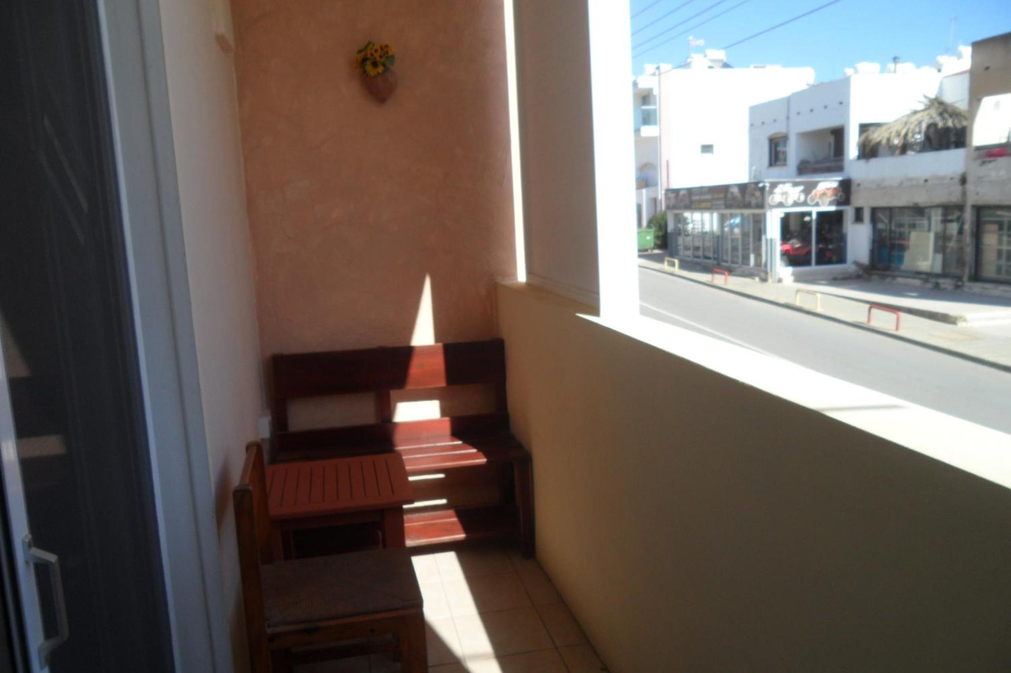 Family And Friends Flat Close To The Sea, Free Internet Ayia Napa Exterior foto